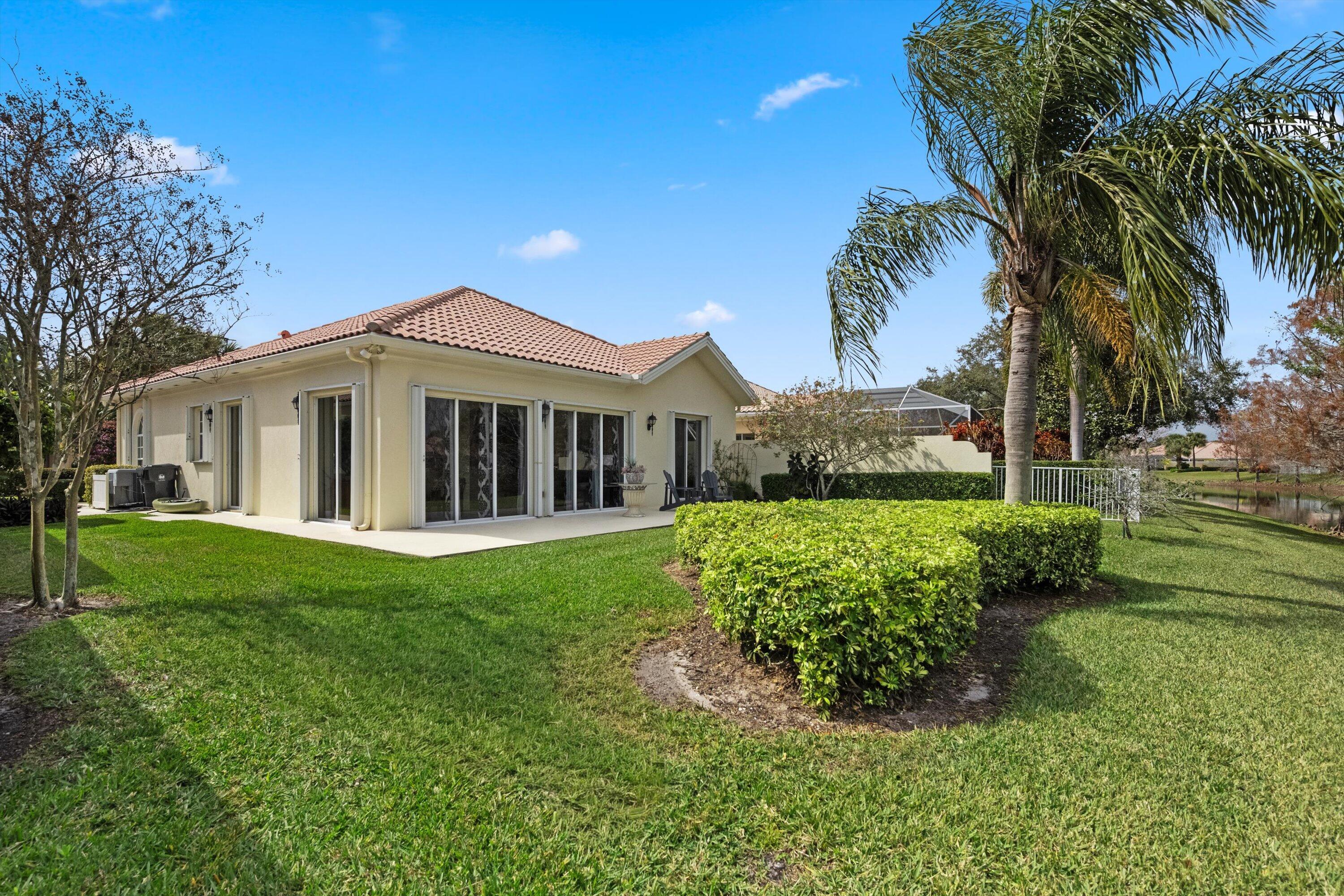 VILLAGEWALK OF WELLINGTON 4 - Residential Lease