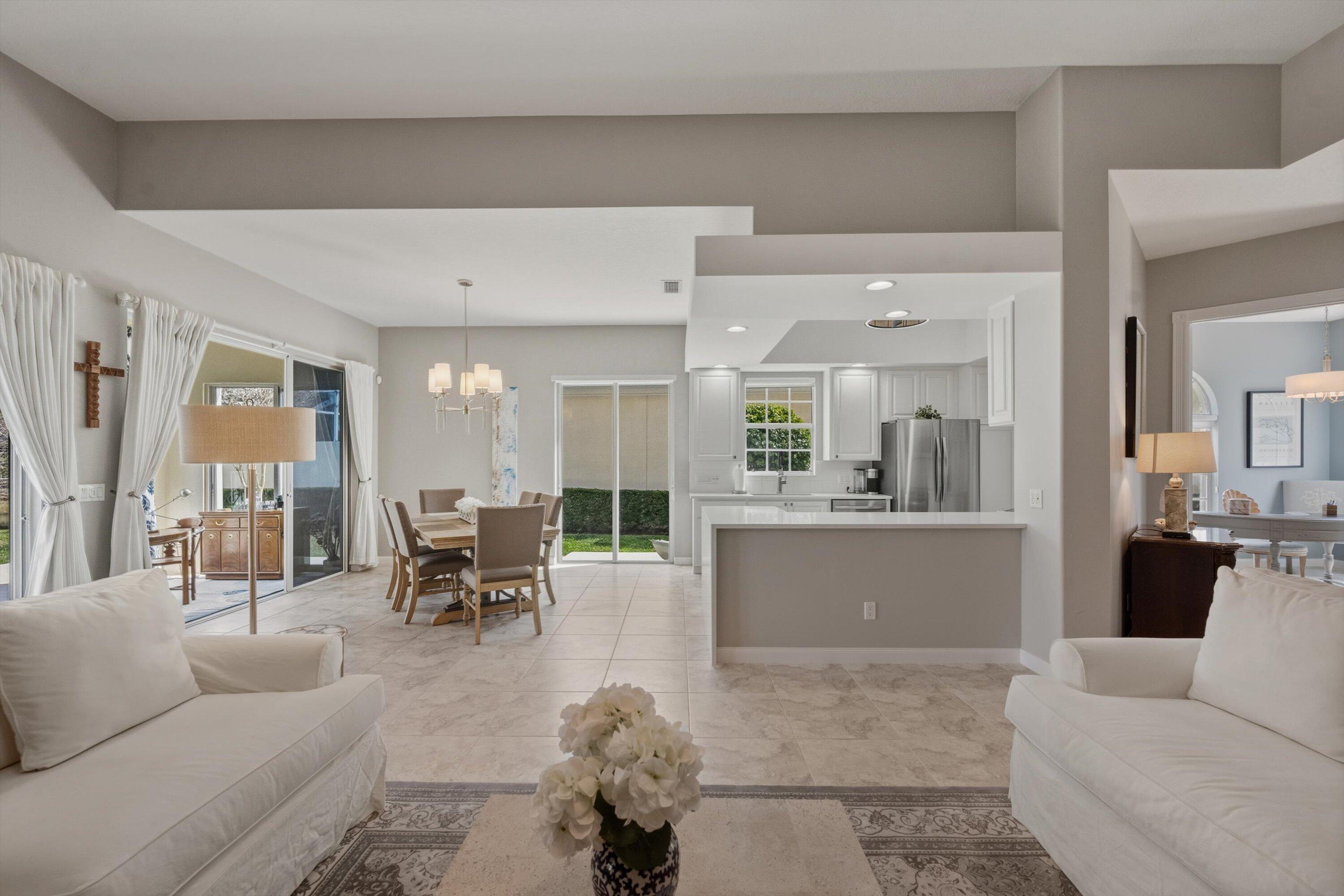 VILLAGEWALK OF WELLINGTON 4 - Residential Lease
