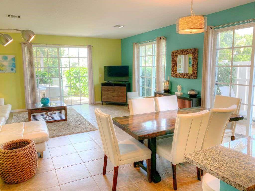 Santa Barbara Villas - Residential