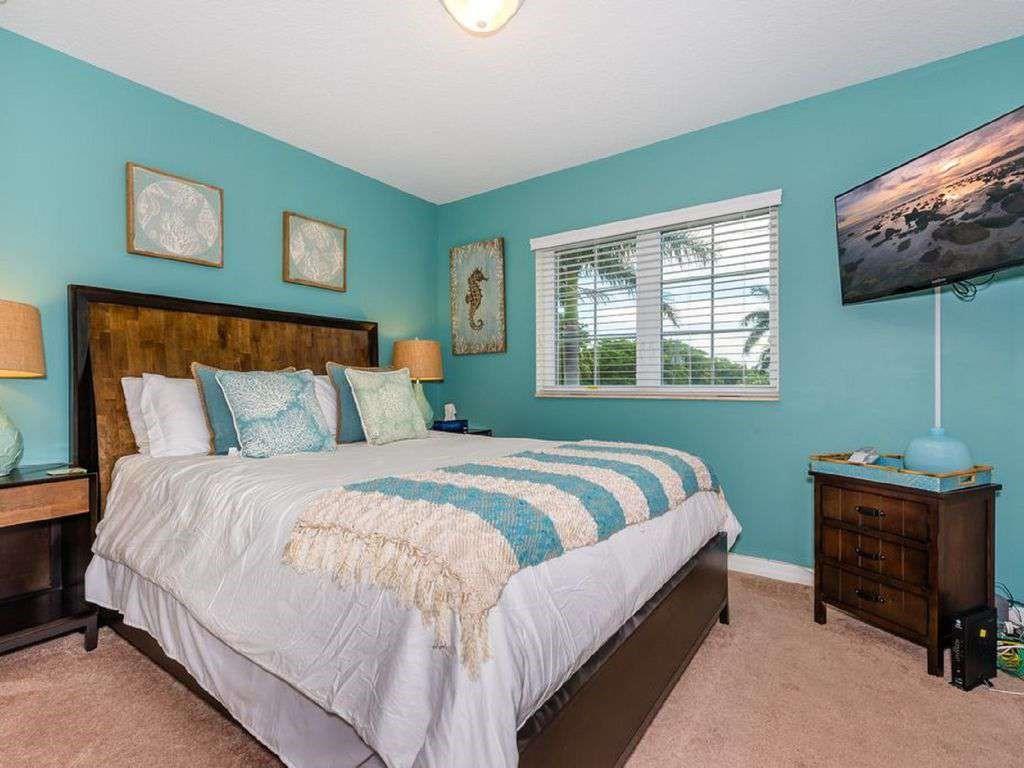 Santa Barbara Villas - Residential