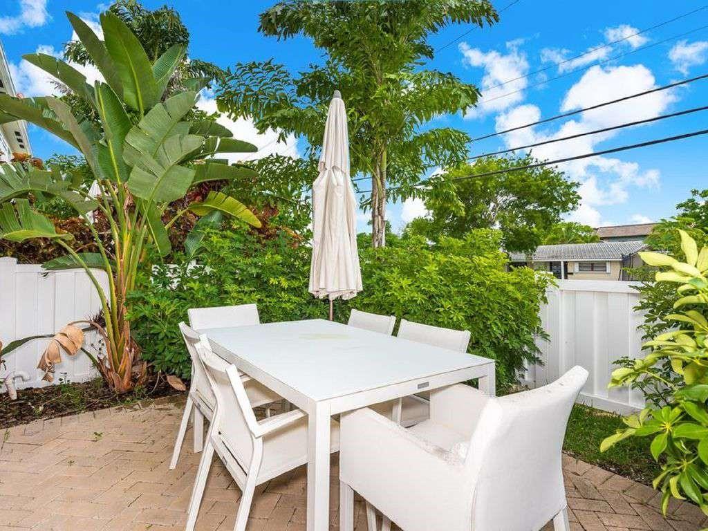 Santa Barbara Villas - Residential