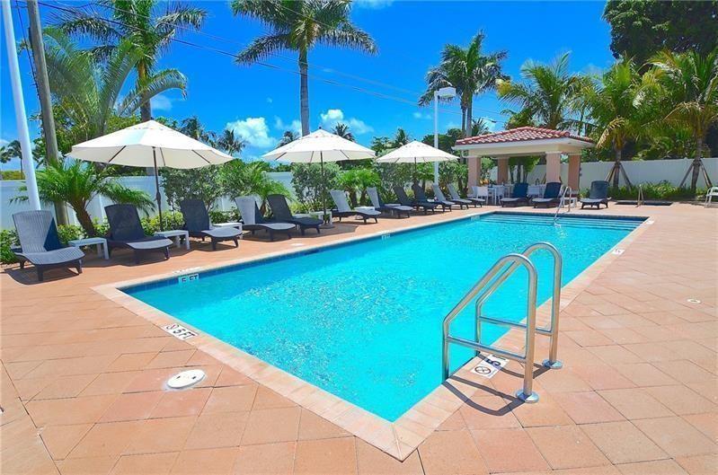 Santa Barbara Villas - Residential