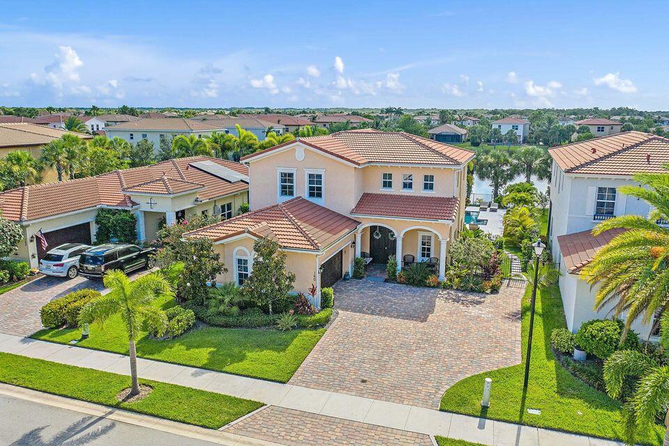 LOXAHATCHEE RESERVE NORTH - Residential