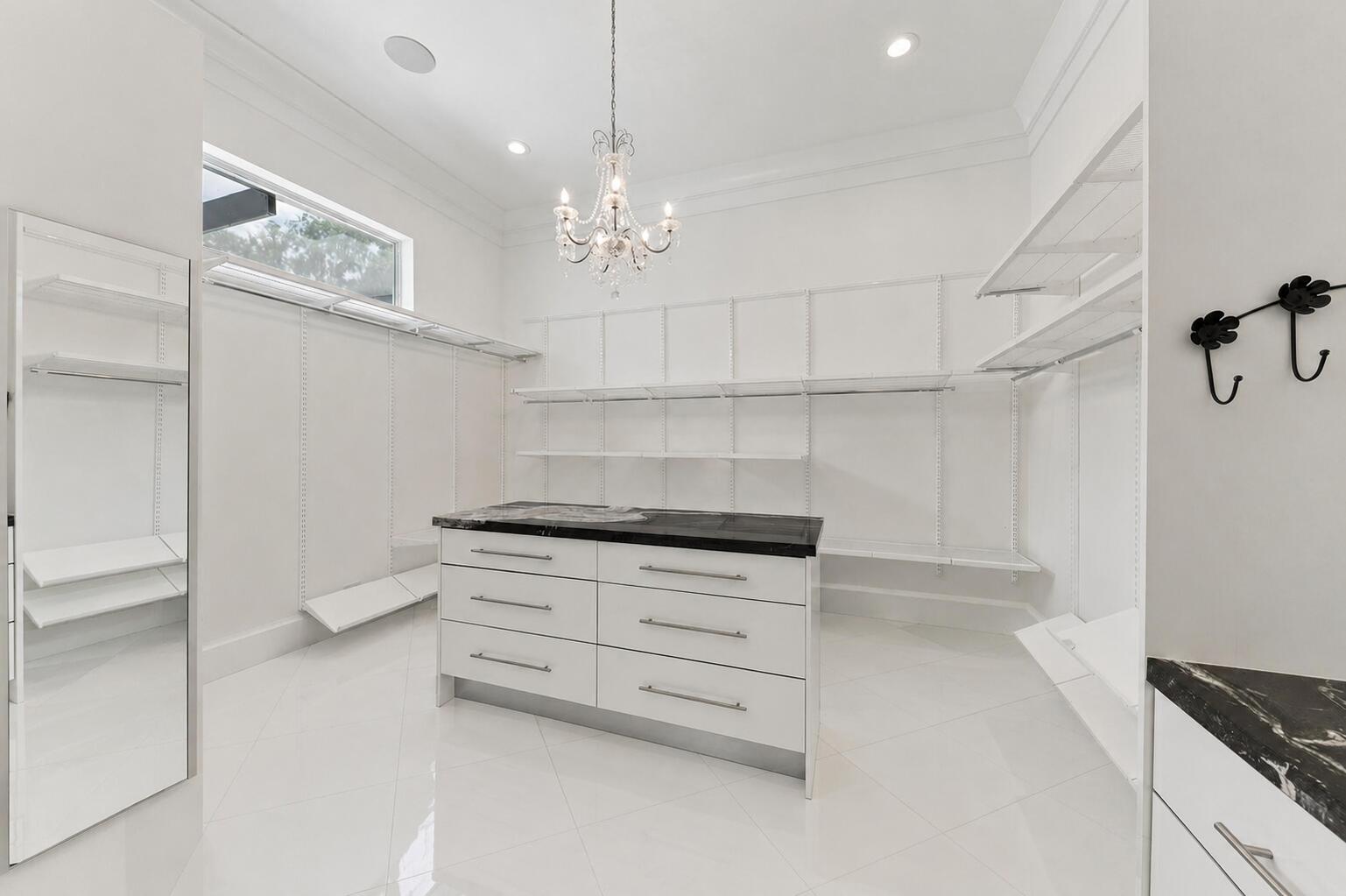 DELRAY DUNES FIRST SEC - Residential