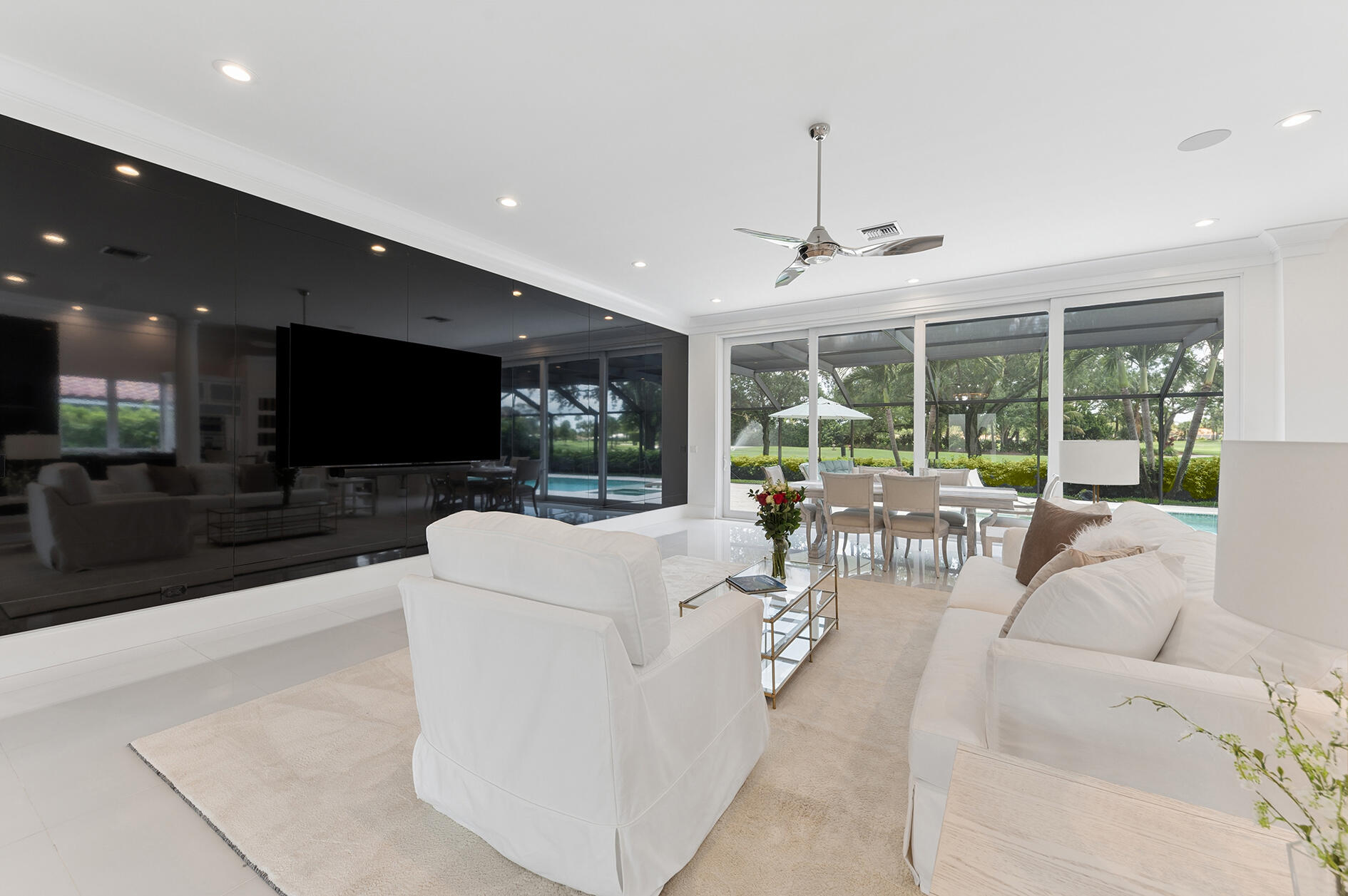 DELRAY DUNES FIRST SEC - Residential