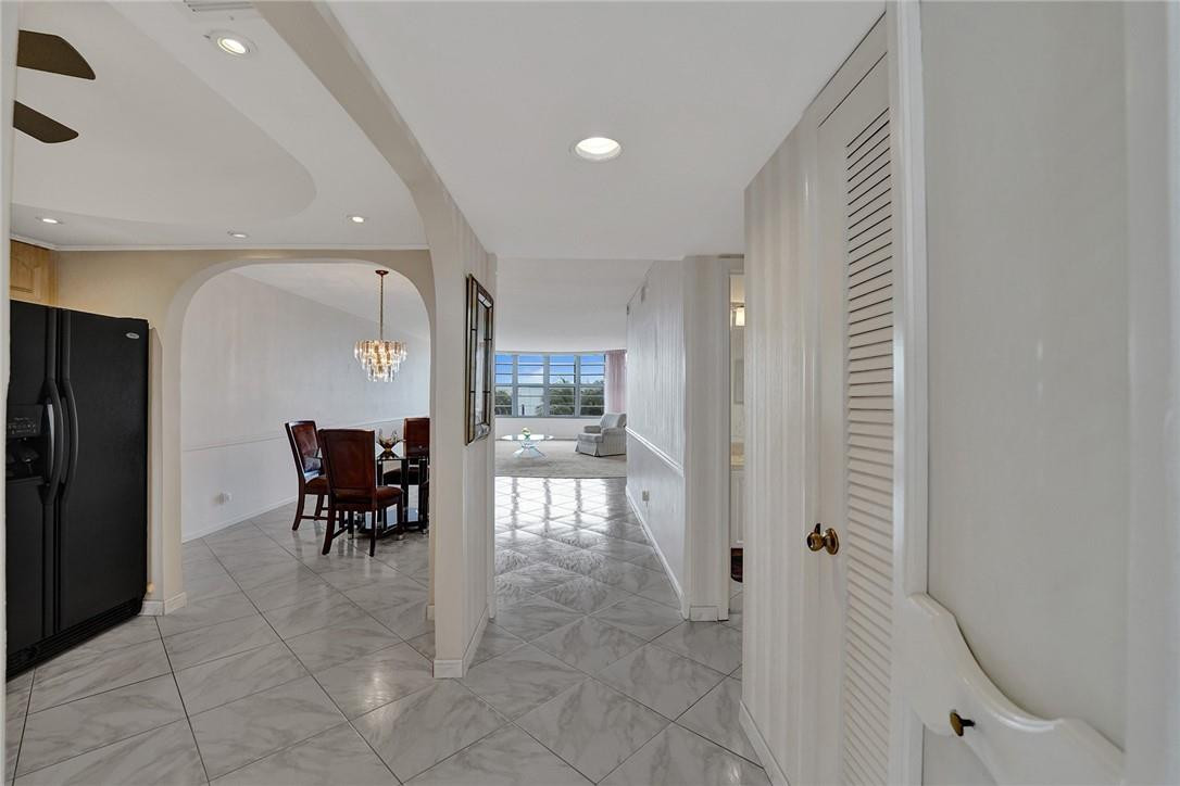 Ridgeview Towers - Residential