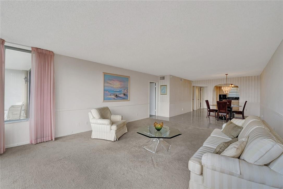 Ridgeview Towers - Residential