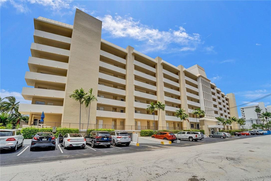 Ridgeview Towers - Residential
