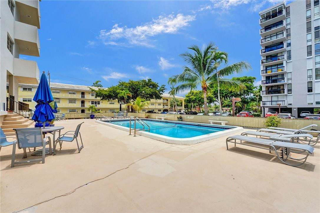 Ridgeview Towers - Residential