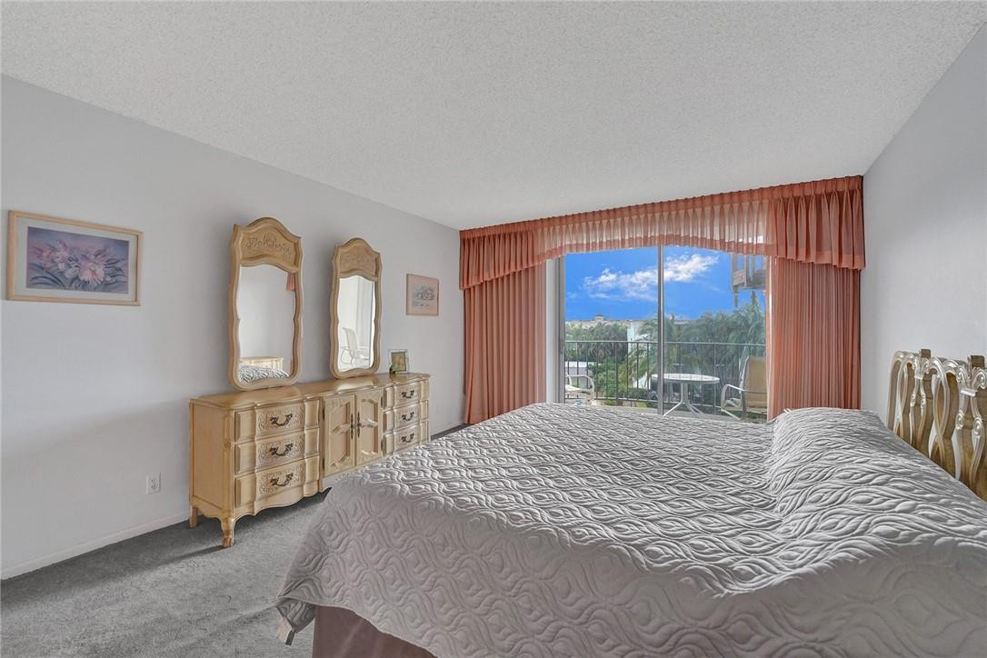 Ridgeview Towers - Residential