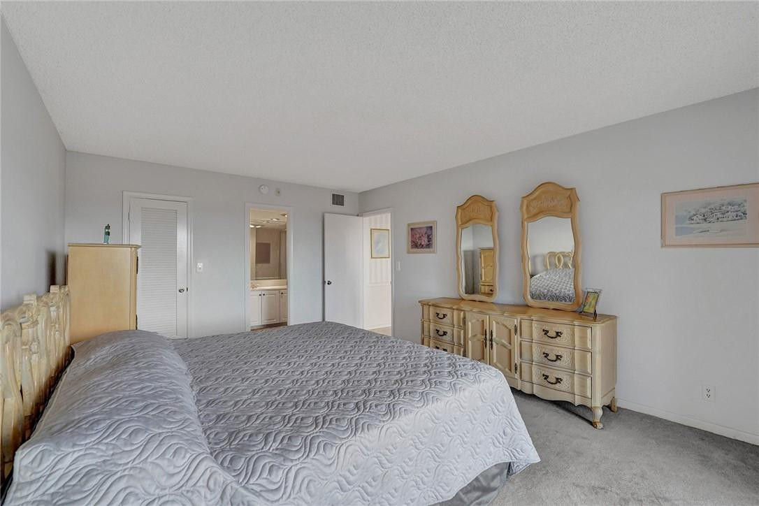 Ridgeview Towers - Residential