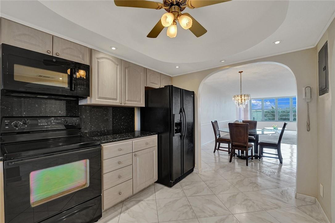 Ridgeview Towers - Residential