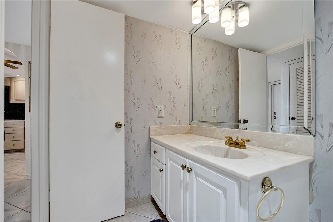 Ridgeview Towers - Residential