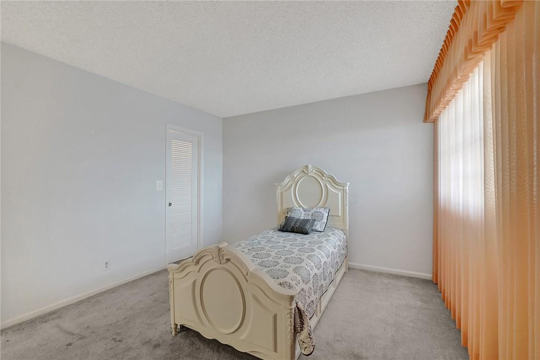 Ridgeview Towers - Residential