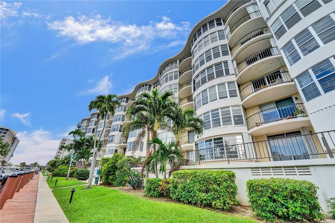 Ridgeview Towers - Residential