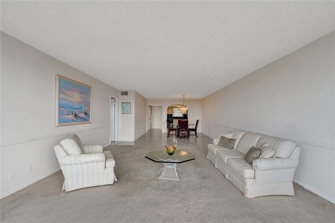 Ridgeview Towers - Residential