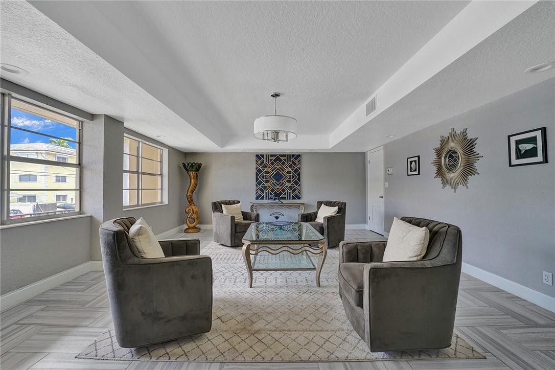 Ridgeview Towers - Residential