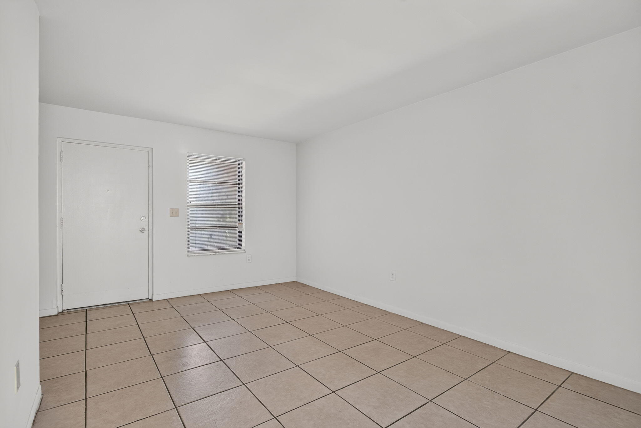MELODIE ESTATES - Residential Lease