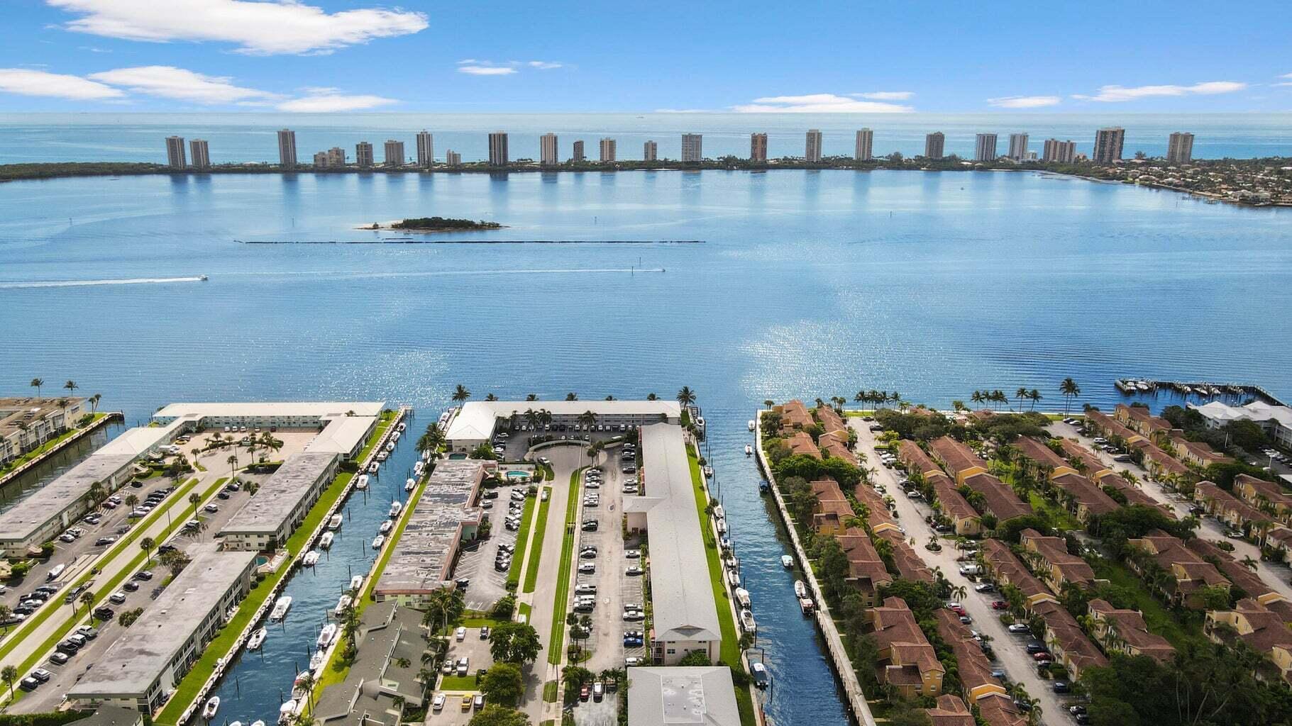 SANDPIPER CONDO - Residential