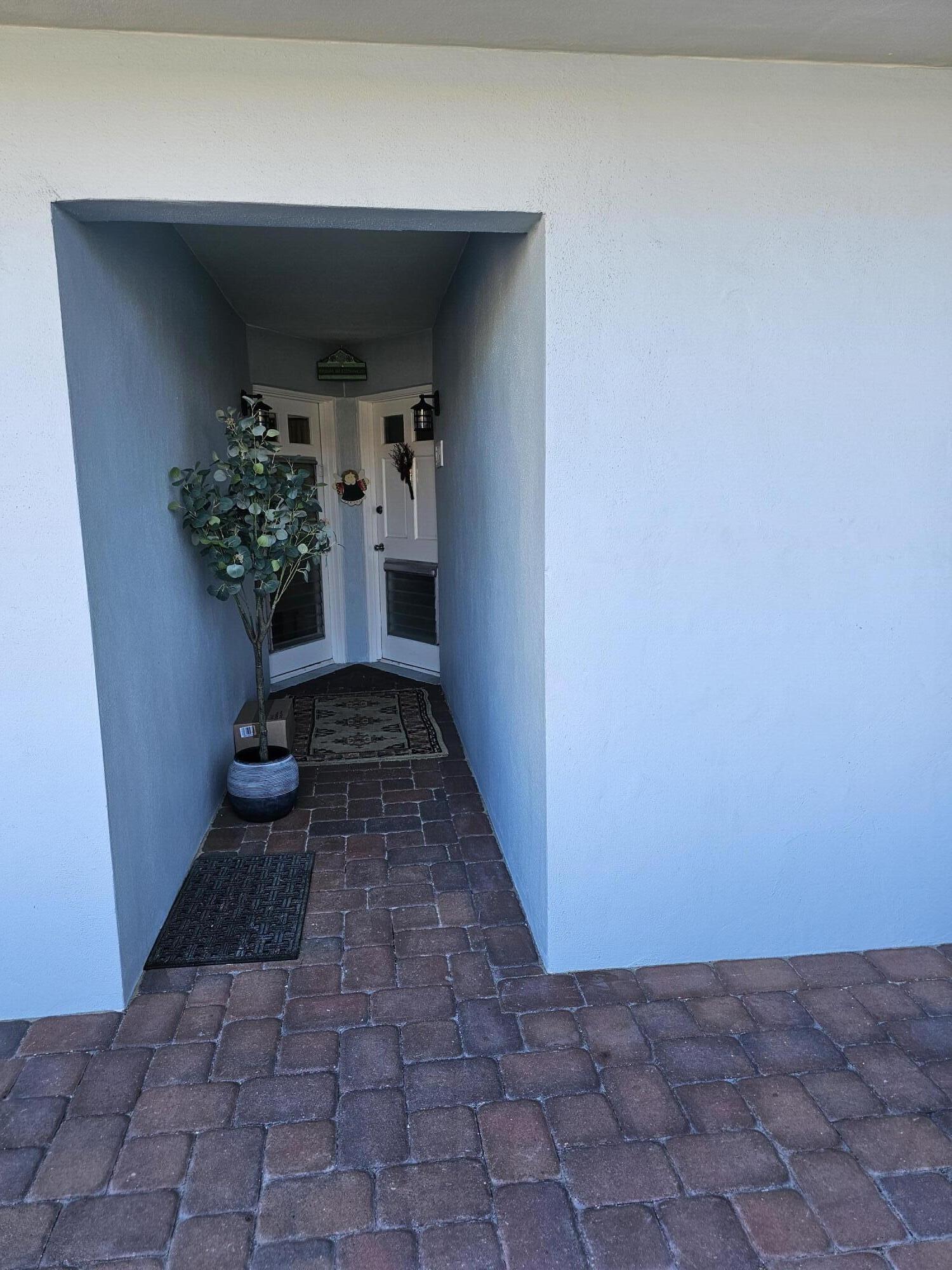 SANDPIPER CONDO - Residential