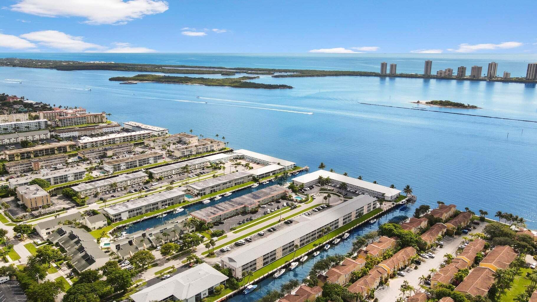 SANDPIPER CONDO - Residential