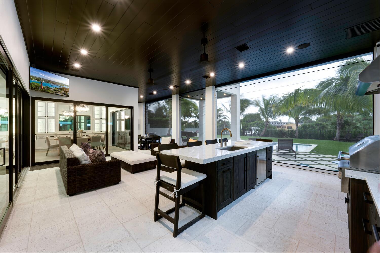 NORTH PALM BEACH VILLAGE OF 1 - Residential
