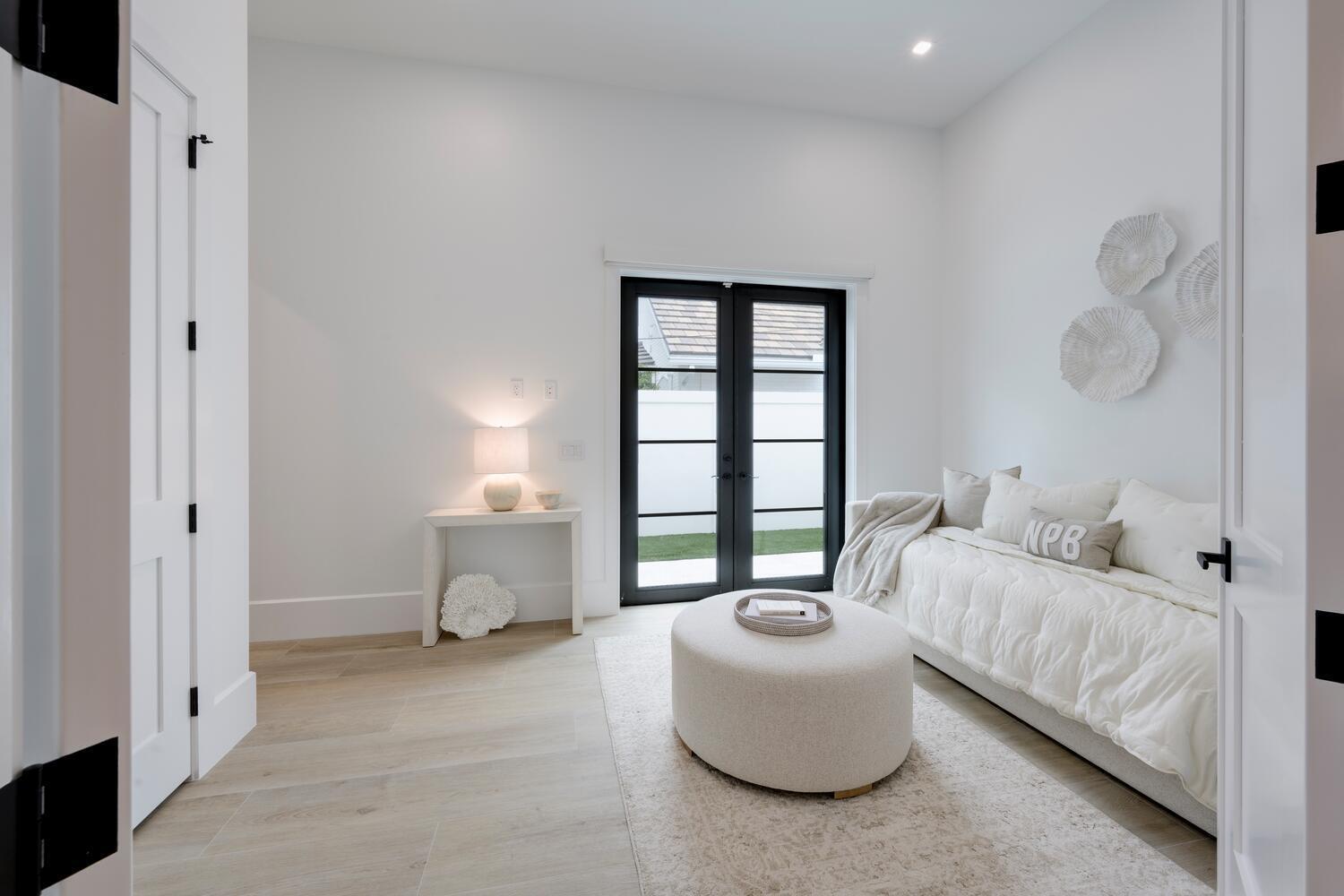 NORTH PALM BEACH VILLAGE OF 1 - Residential