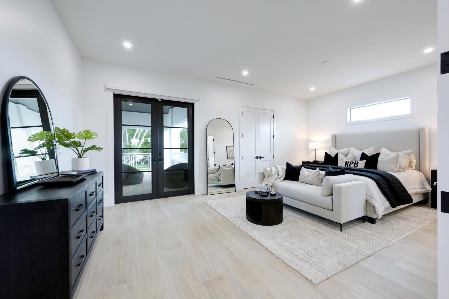 NORTH PALM BEACH VILLAGE OF 1 - Residential