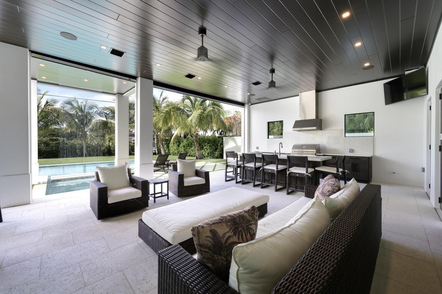 NORTH PALM BEACH VILLAGE OF 1 - Residential