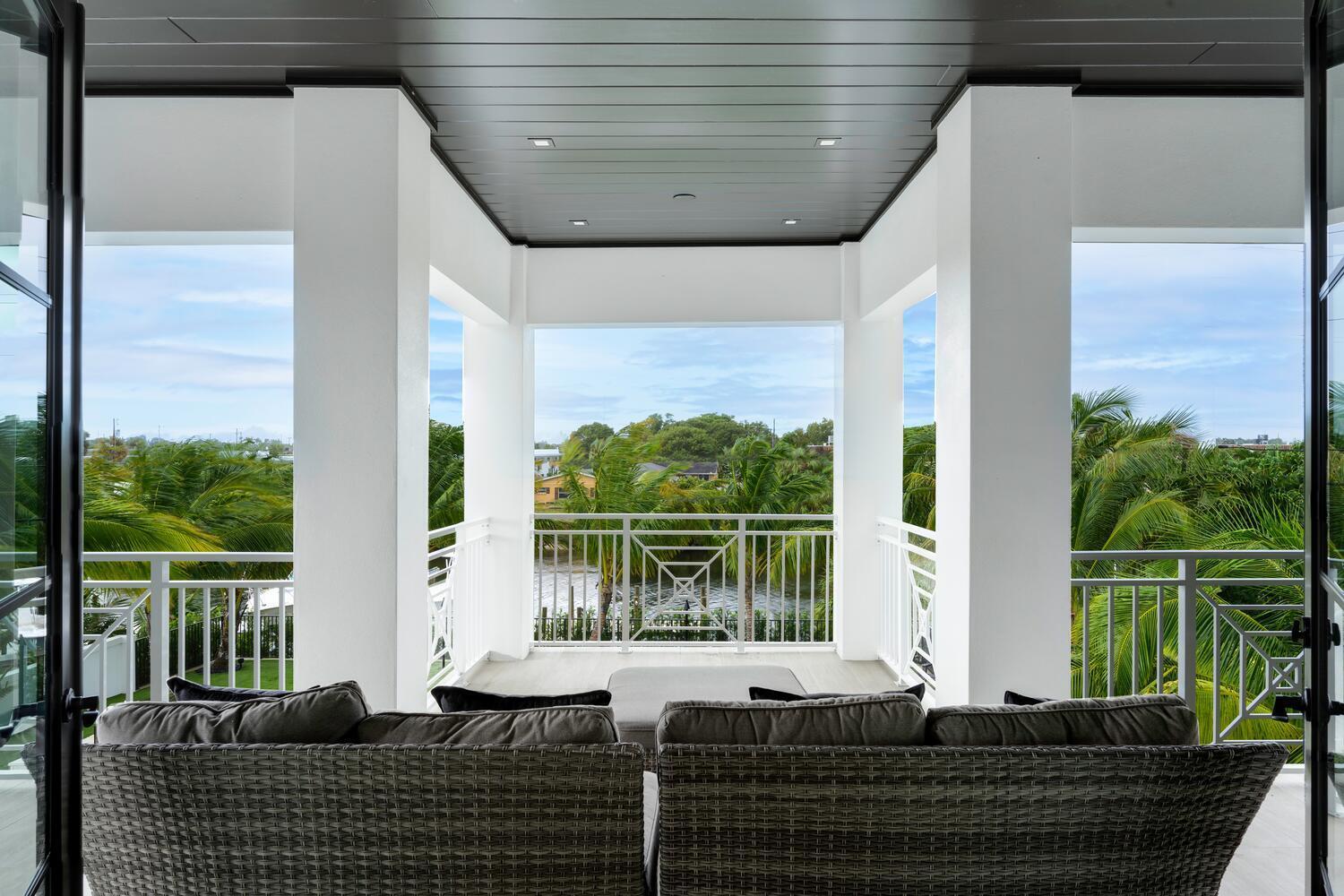 NORTH PALM BEACH VILLAGE OF 1 - Residential