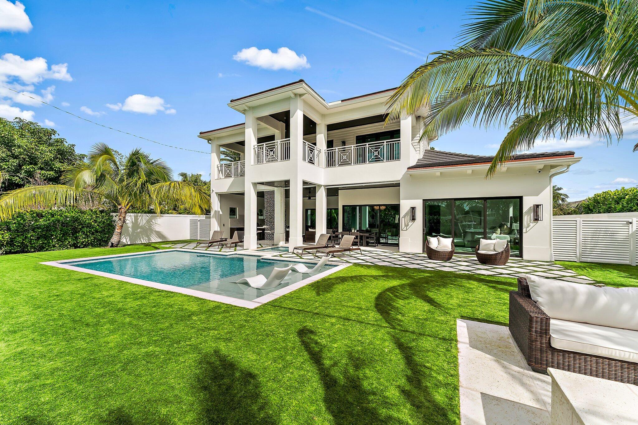 NORTH PALM BEACH VILLAGE OF 1 - Residential