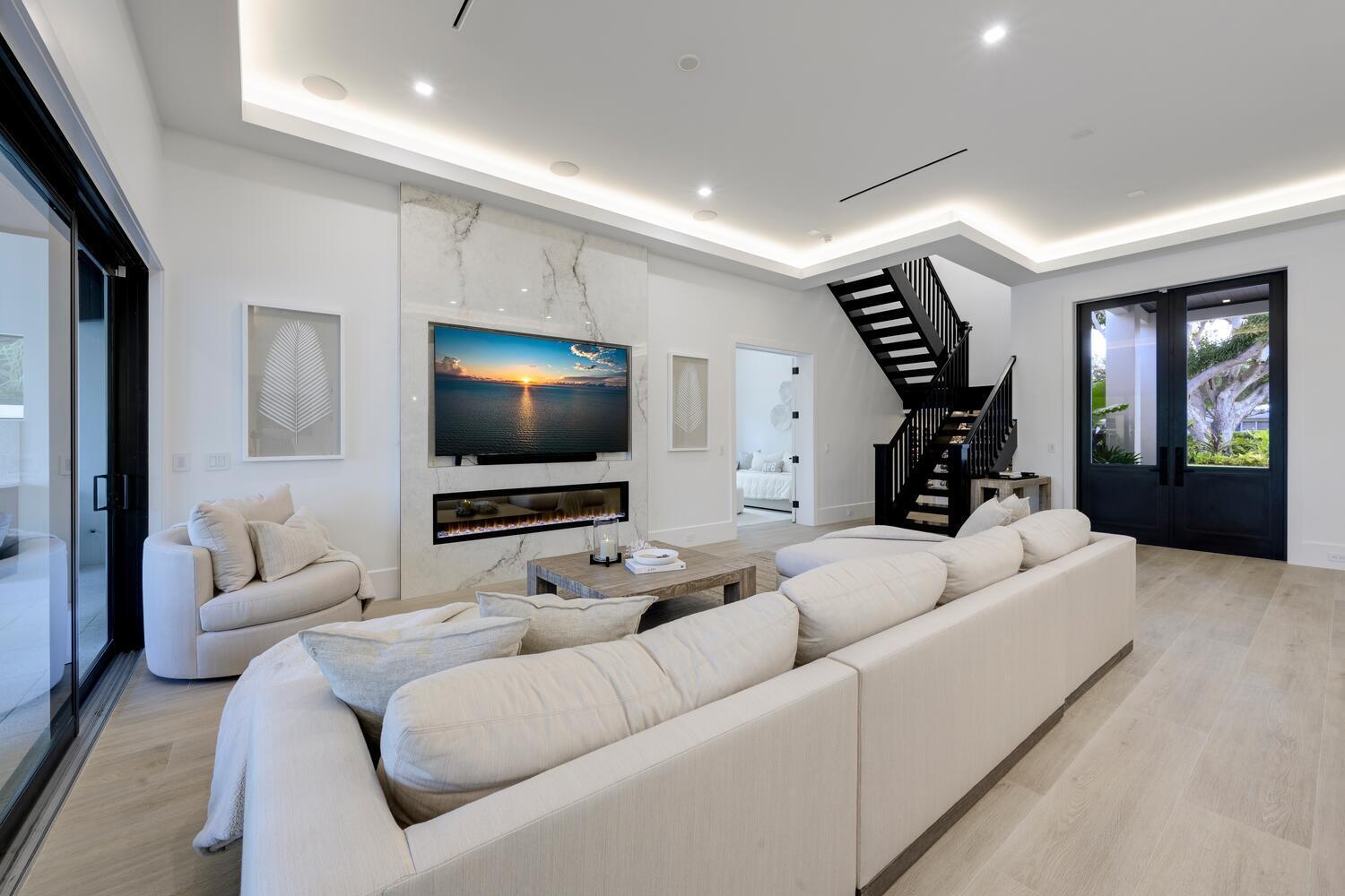 NORTH PALM BEACH VILLAGE OF 1 - Residential