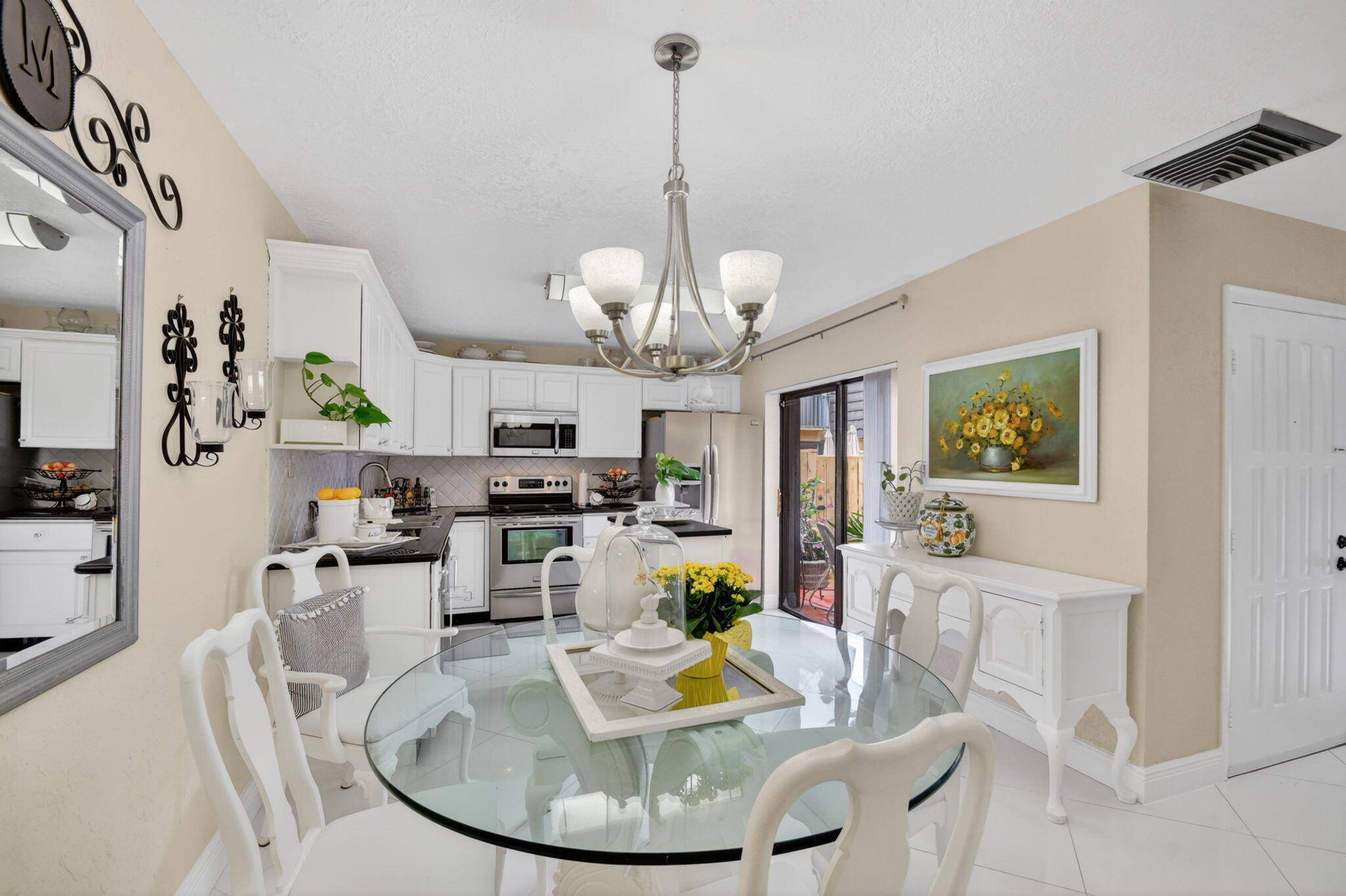 VILLAGE OF SANDALWOOD LAKES 1 - Residential