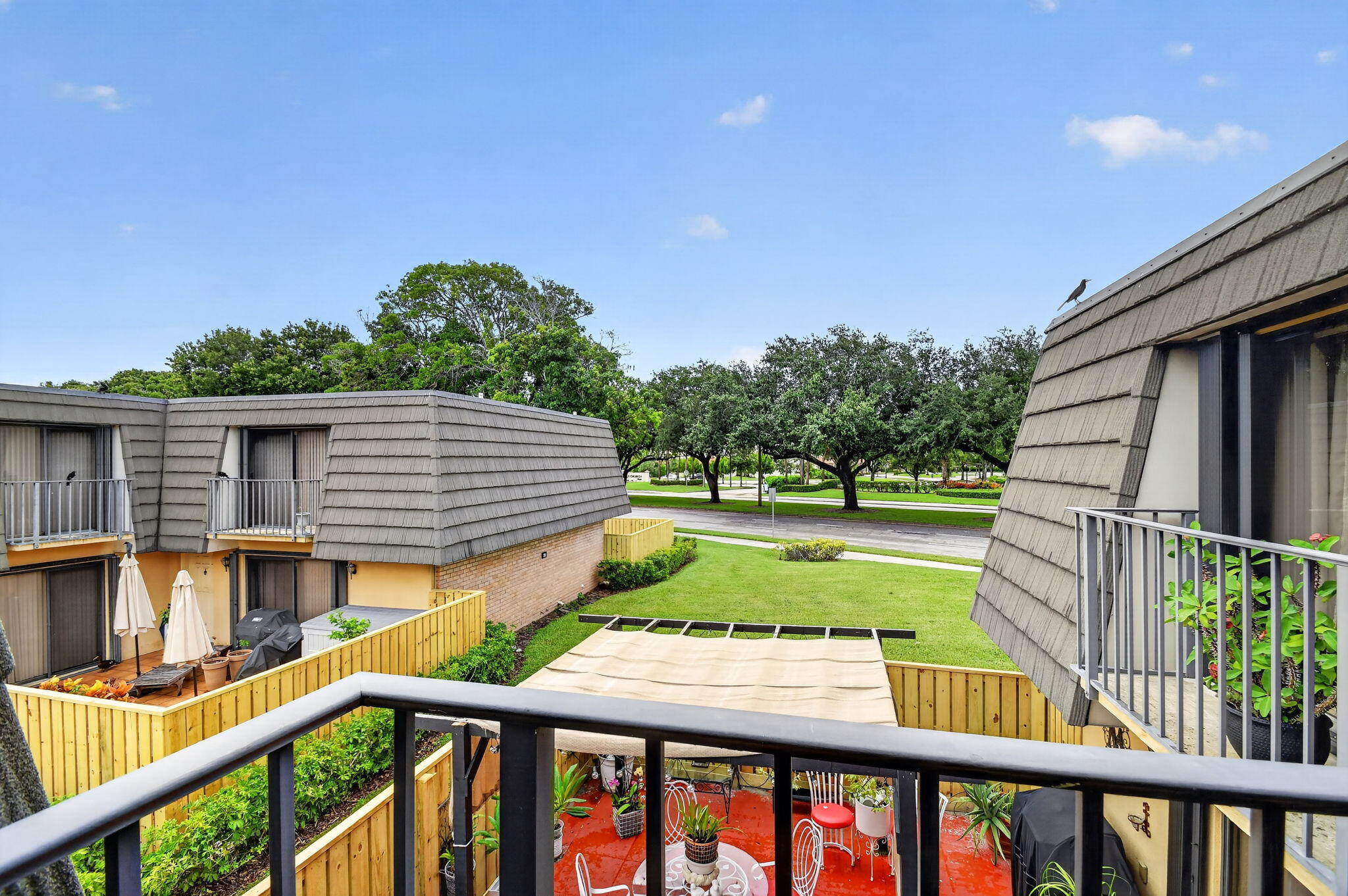 VILLAGE OF SANDALWOOD LAKES 1 - Residential