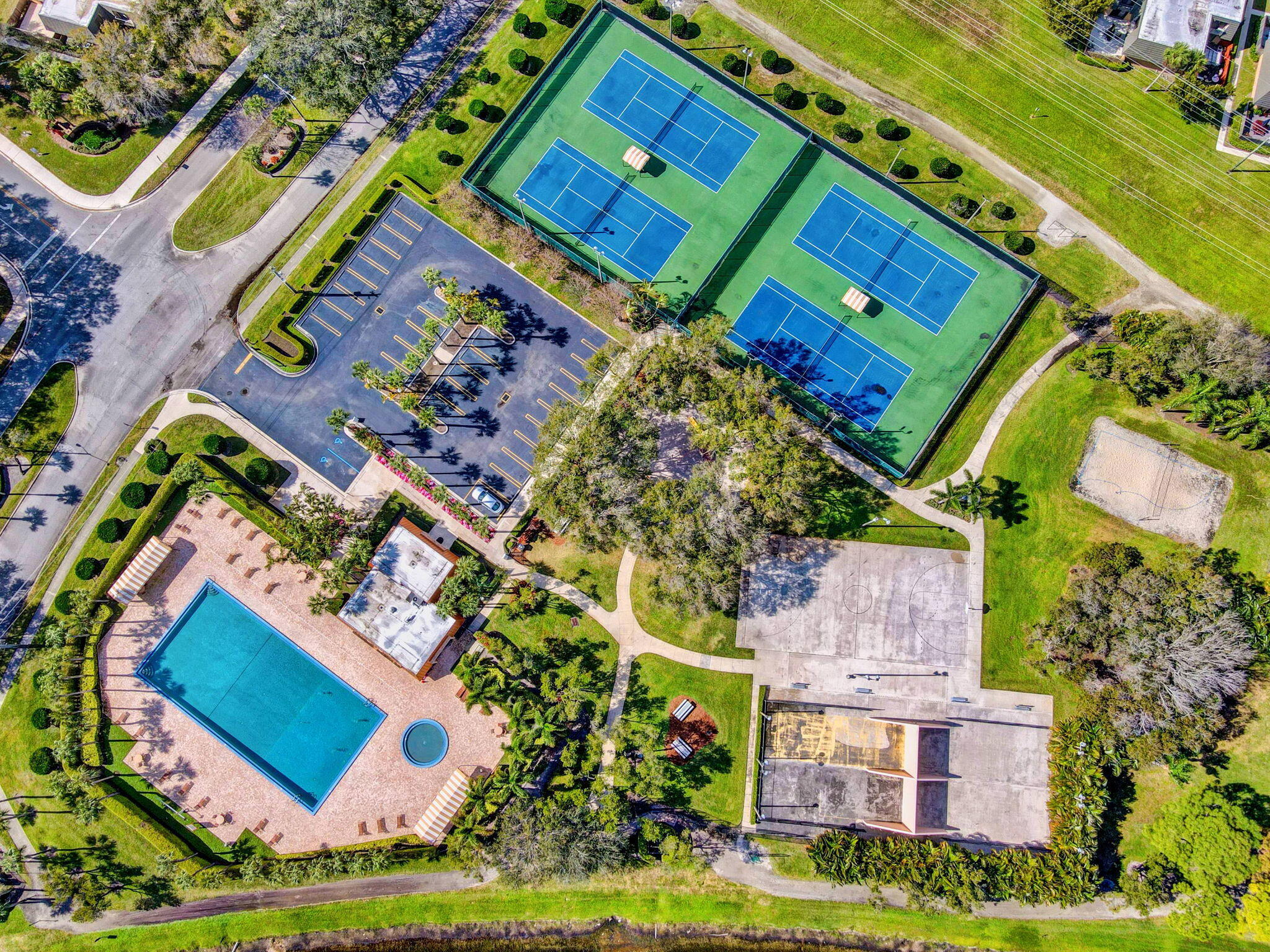 VILLAGE OF SANDALWOOD LAKES 1 - Residential