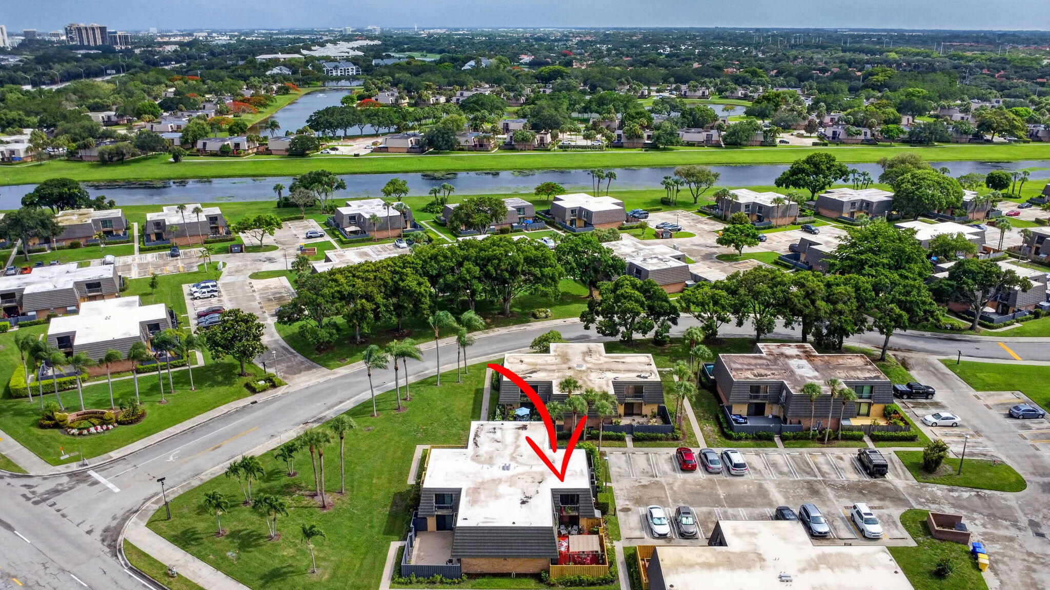 VILLAGE OF SANDALWOOD LAKES 1 - Residential