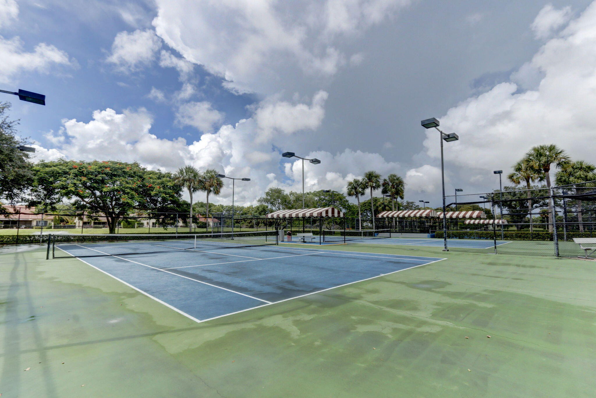 VILLAGE OF SANDALWOOD LAKES 1 - Residential