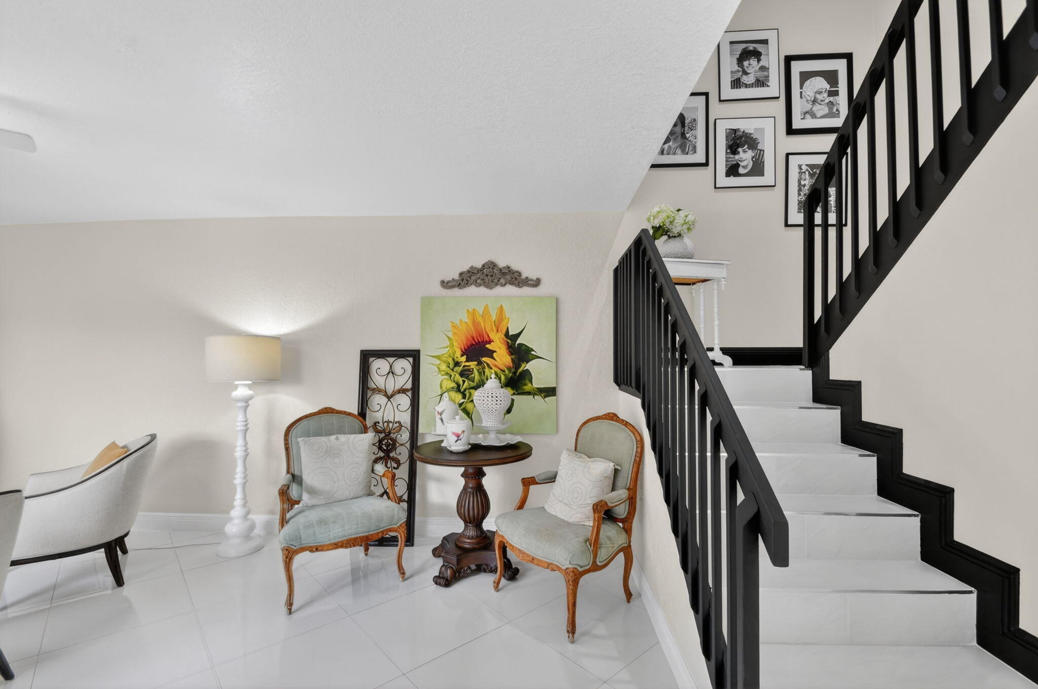 VILLAGE OF SANDALWOOD LAKES 1 - Residential