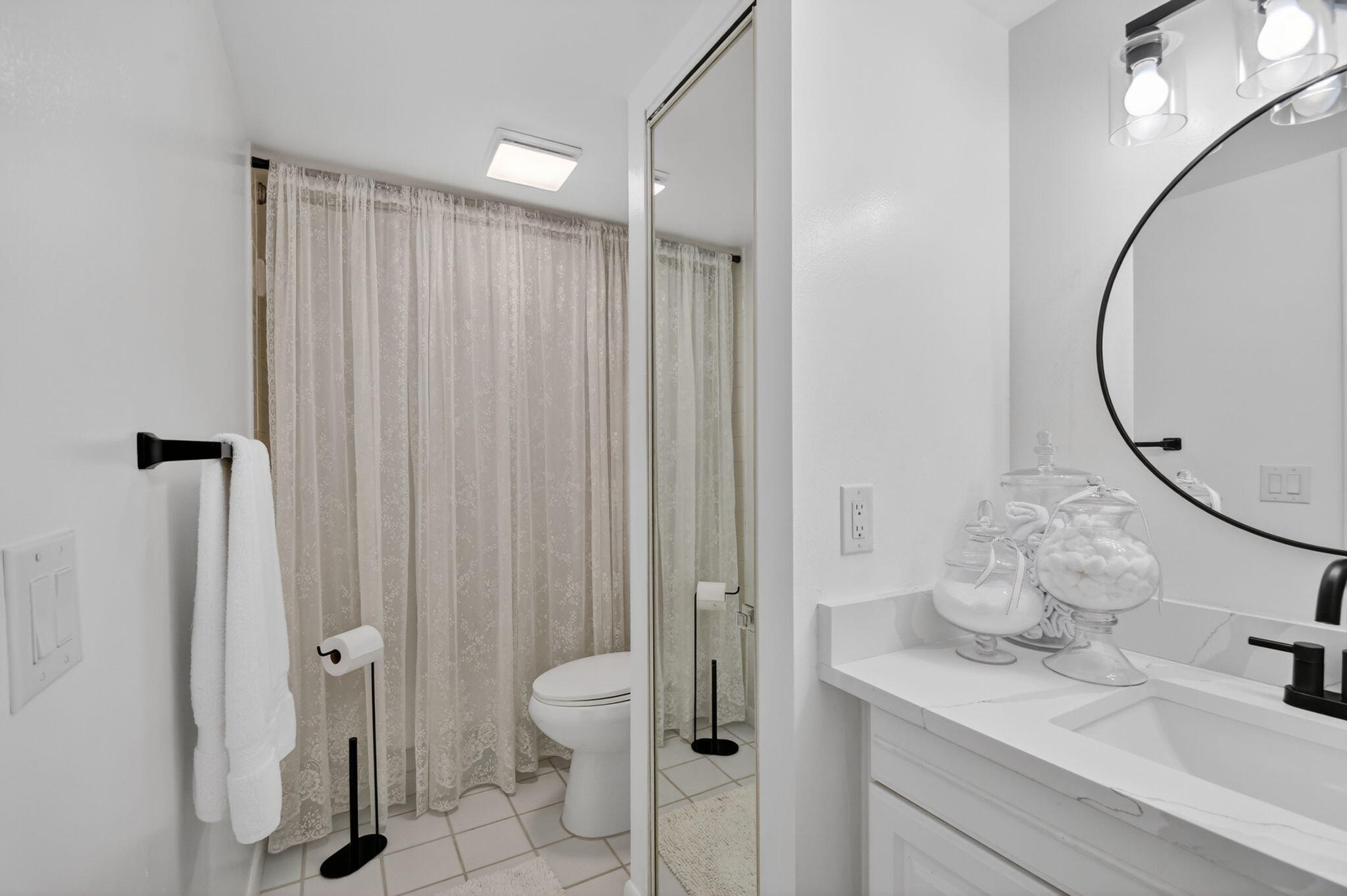 VILLAGE OF SANDALWOOD LAKES 1 - Residential