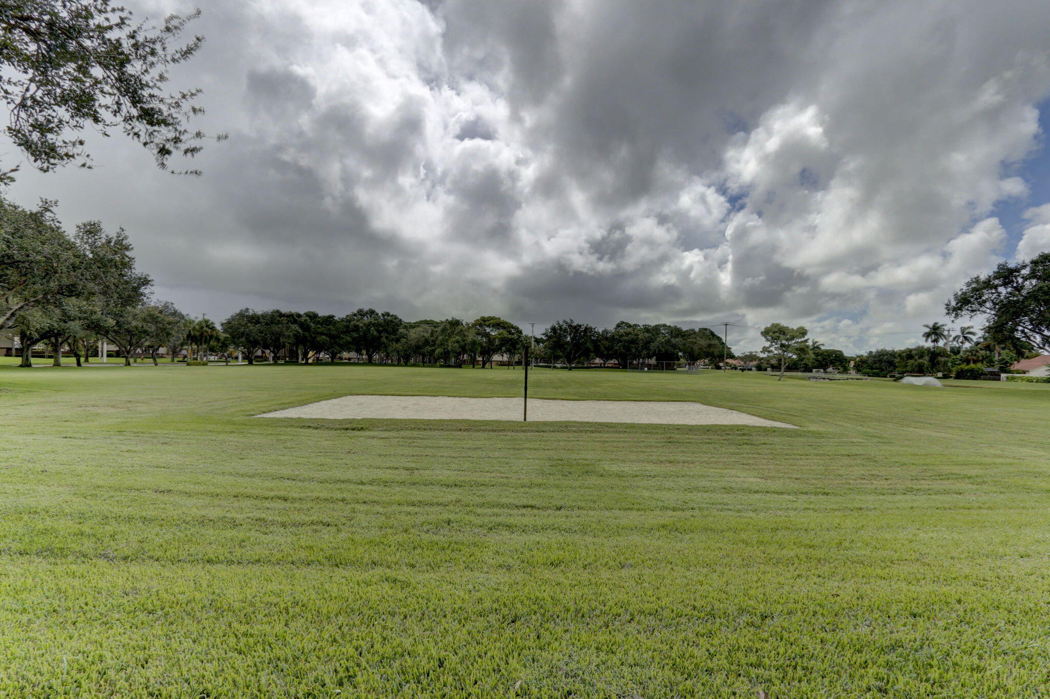 VILLAGE OF SANDALWOOD LAKES 1 - Residential