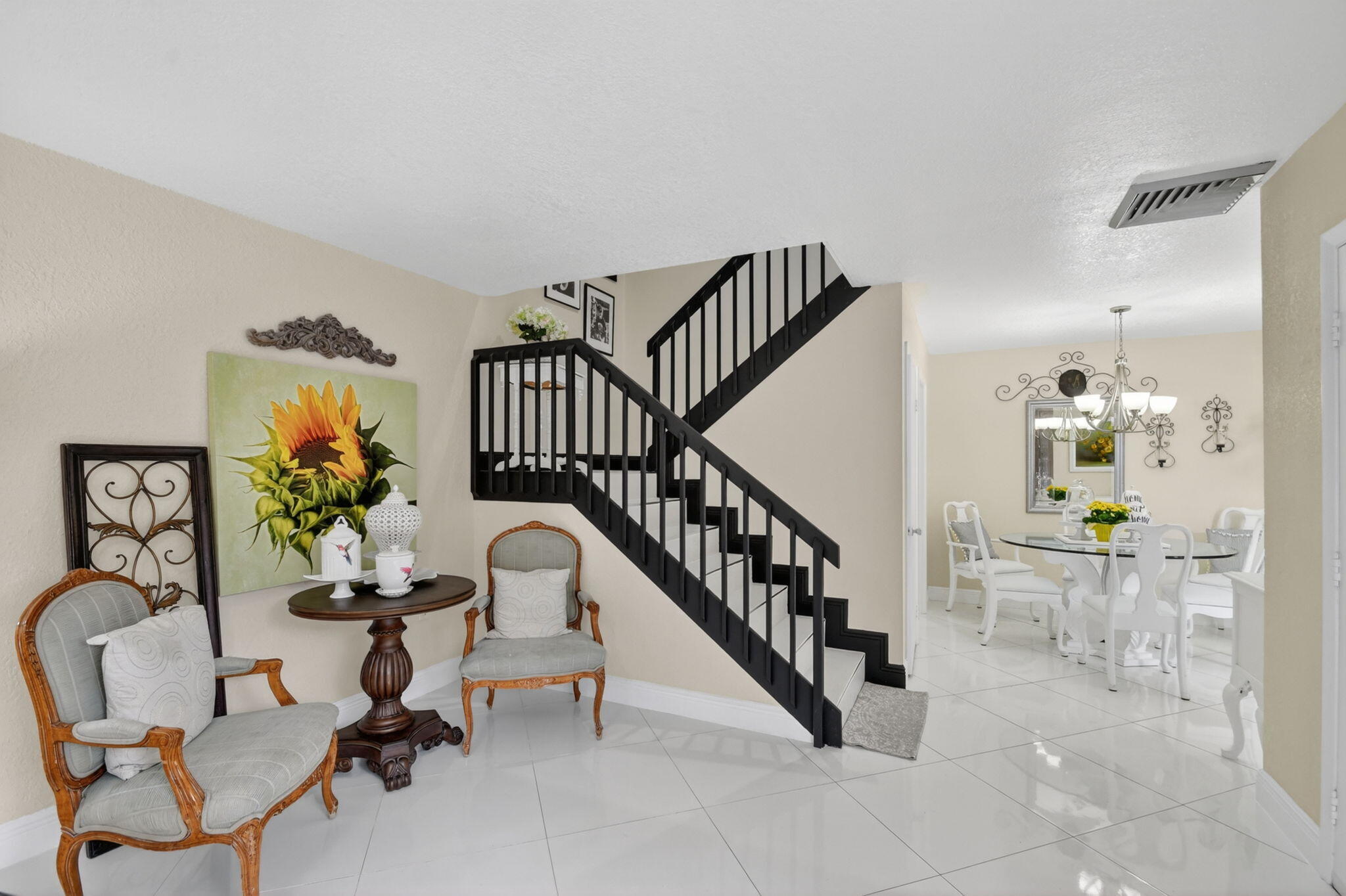 VILLAGE OF SANDALWOOD LAKES 1 - Residential
