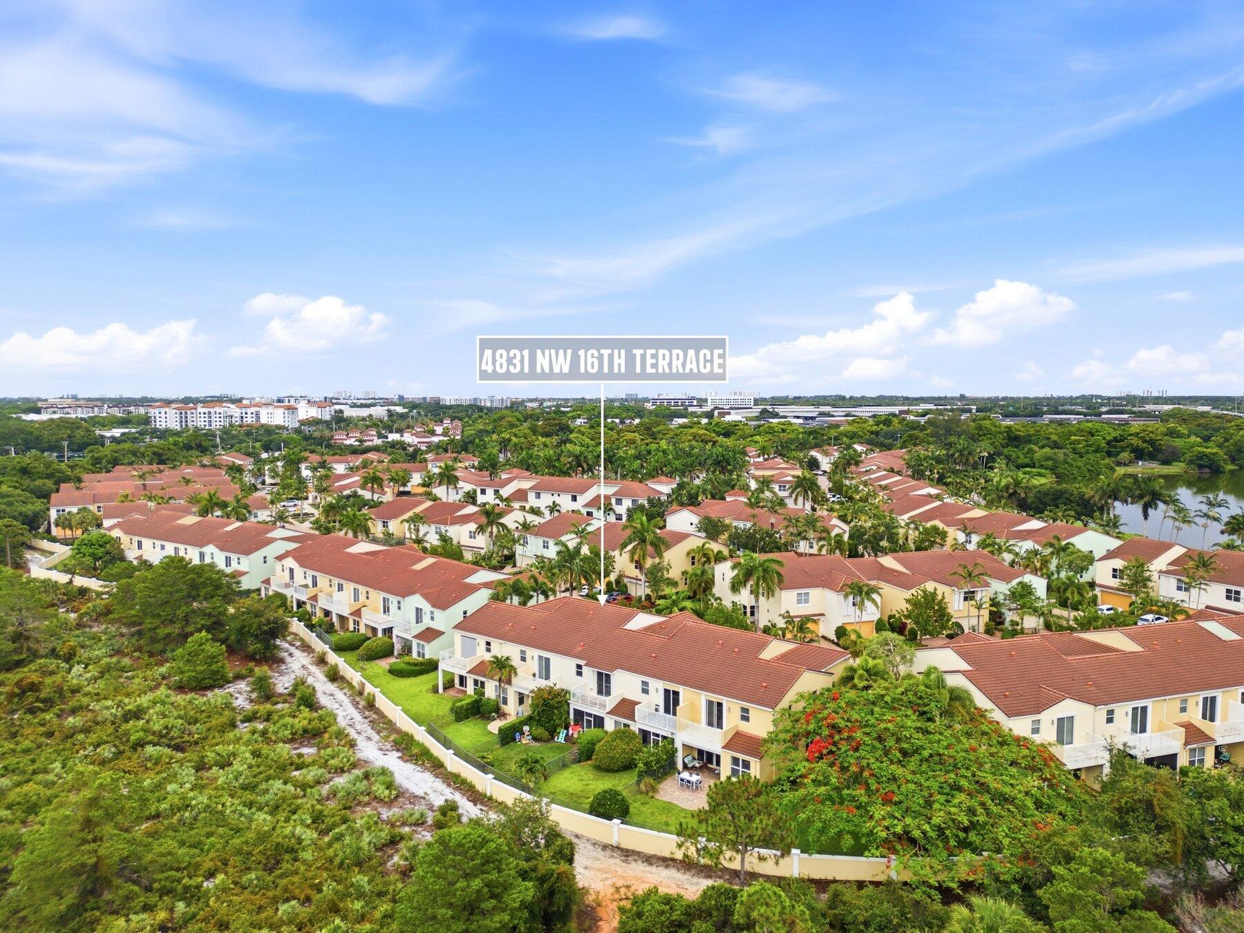 CENTRA BLUE LAKE TOWNHOMES - Residential