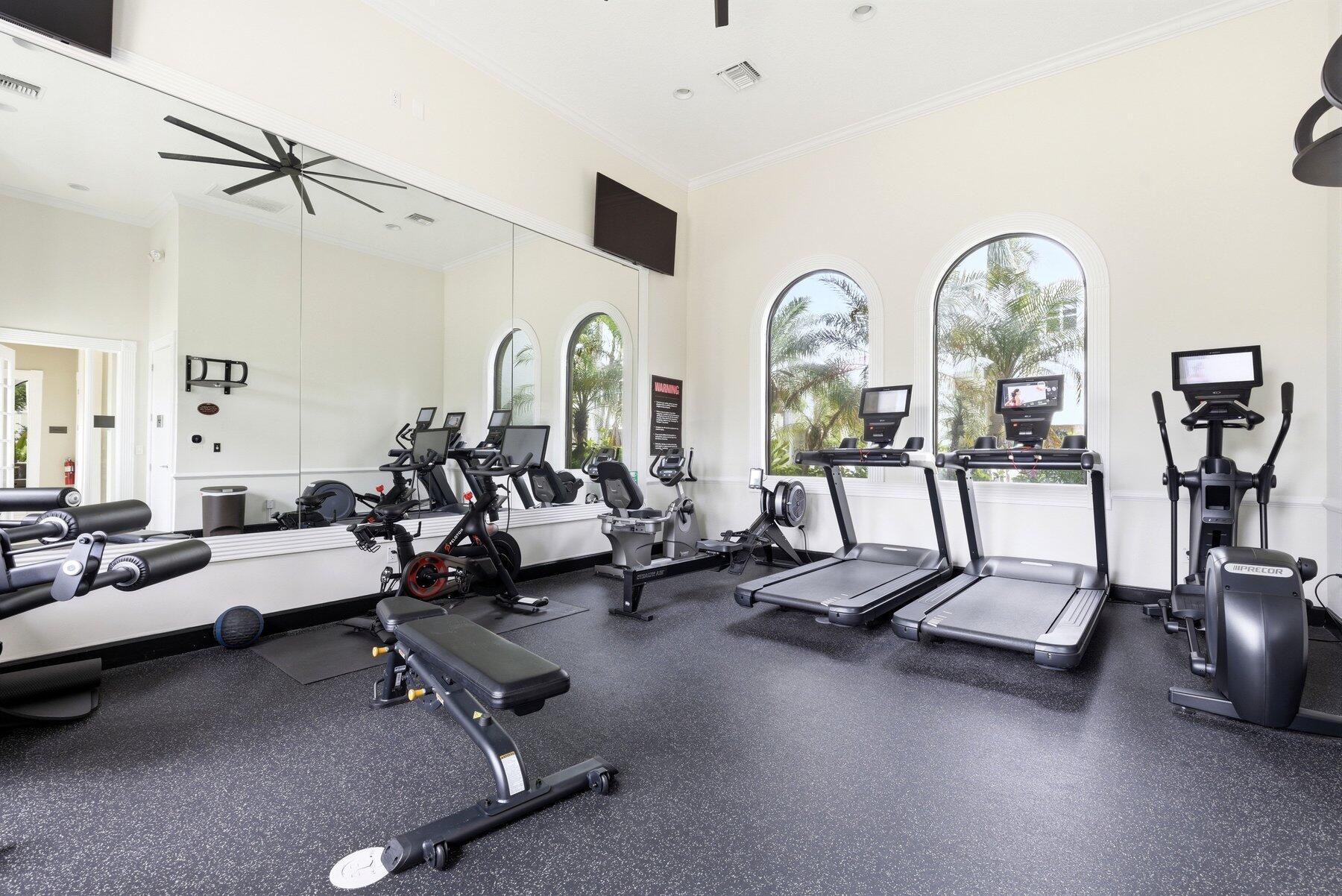 CENTRA BLUE LAKE TOWNHOMES - Residential