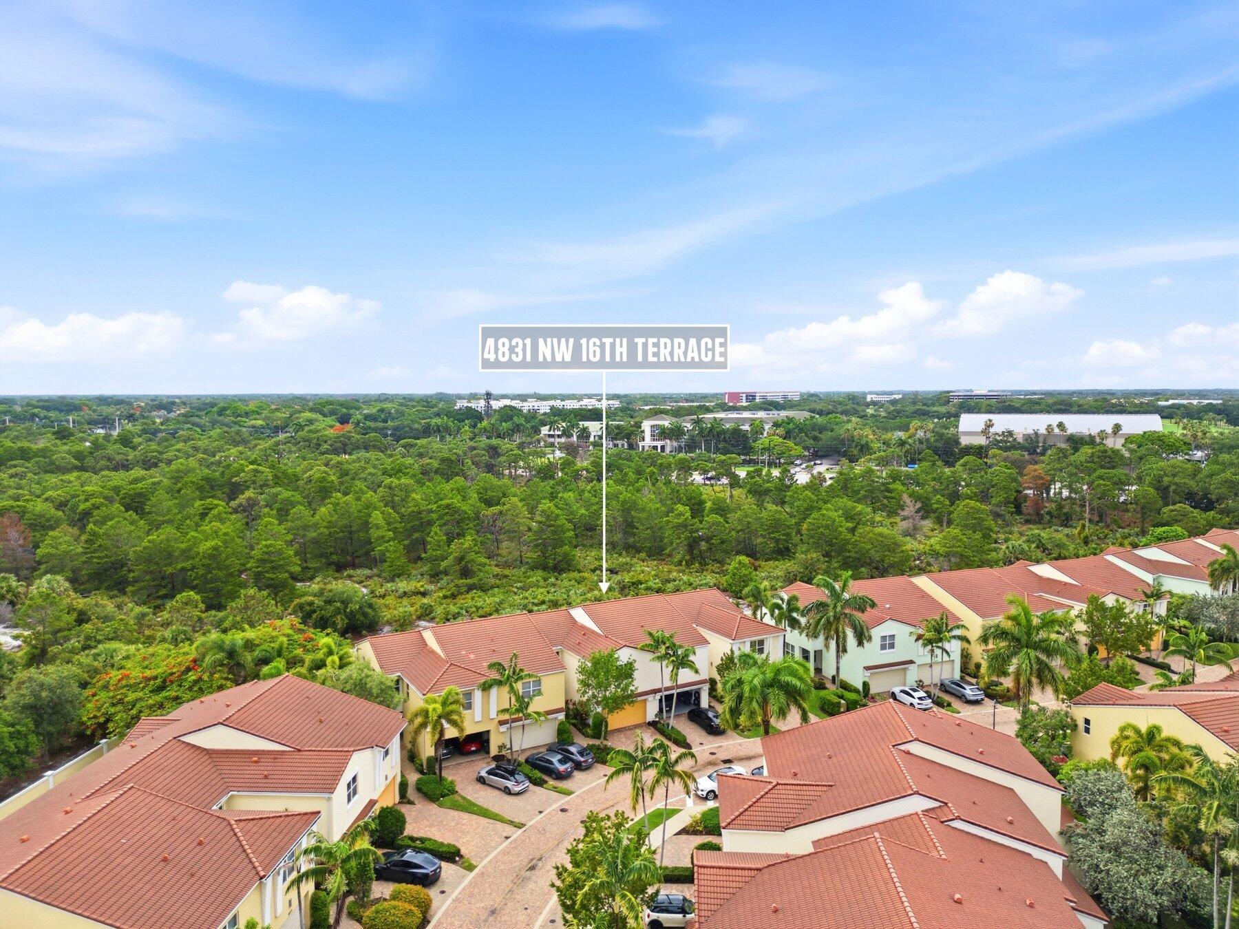 CENTRA BLUE LAKE TOWNHOMES - Residential