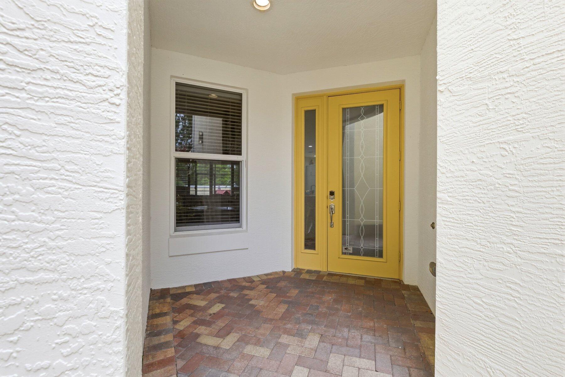 CENTRA BLUE LAKE TOWNHOMES - Residential