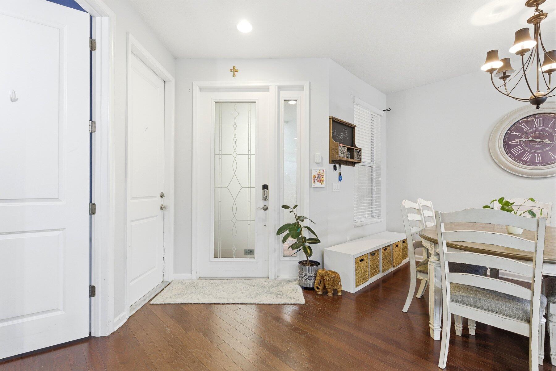 CENTRA BLUE LAKE TOWNHOMES - Residential