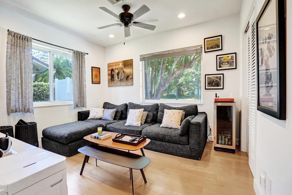 SEA RANCH LAKES - Residential