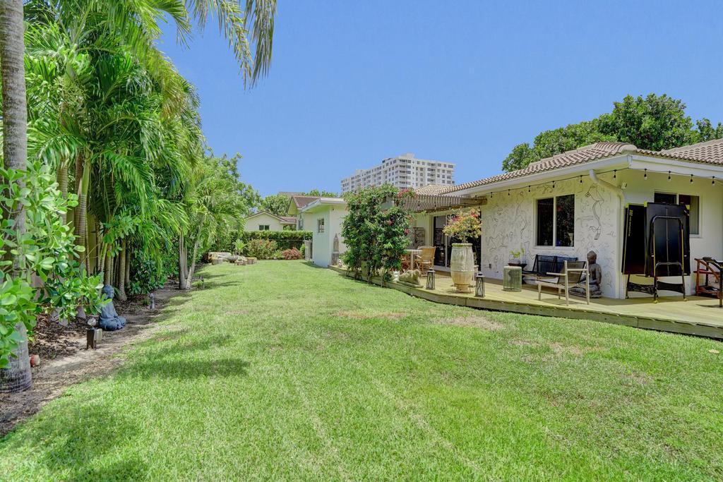 SEA RANCH LAKES - Residential