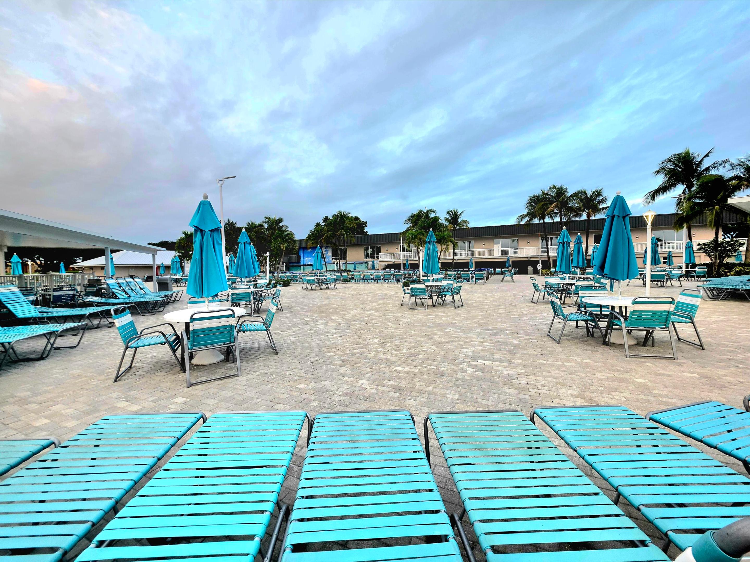 KINGS POINT FLANDERS CONDOS - Residential