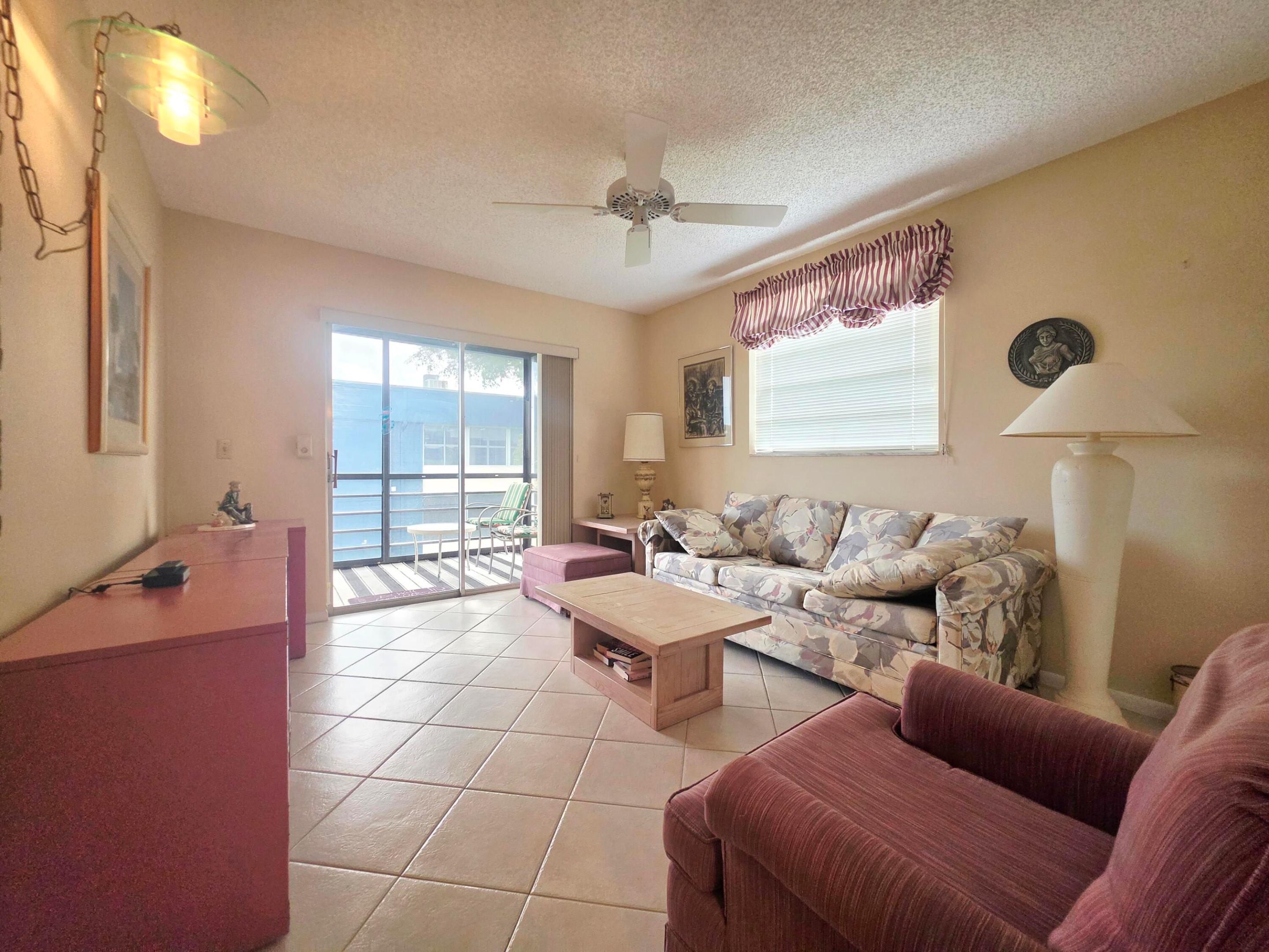 KINGS POINT FLANDERS CONDOS - Residential